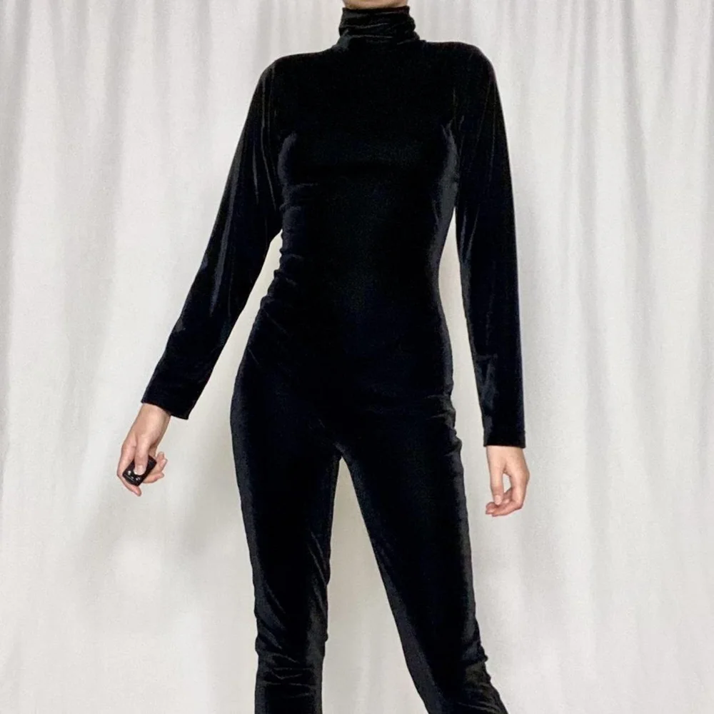 SOLD 90s velour vintage catsuit - Picture 6 of 8